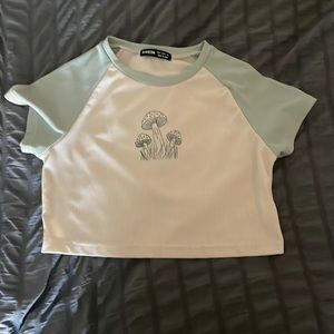 shein cropped woman’s tee